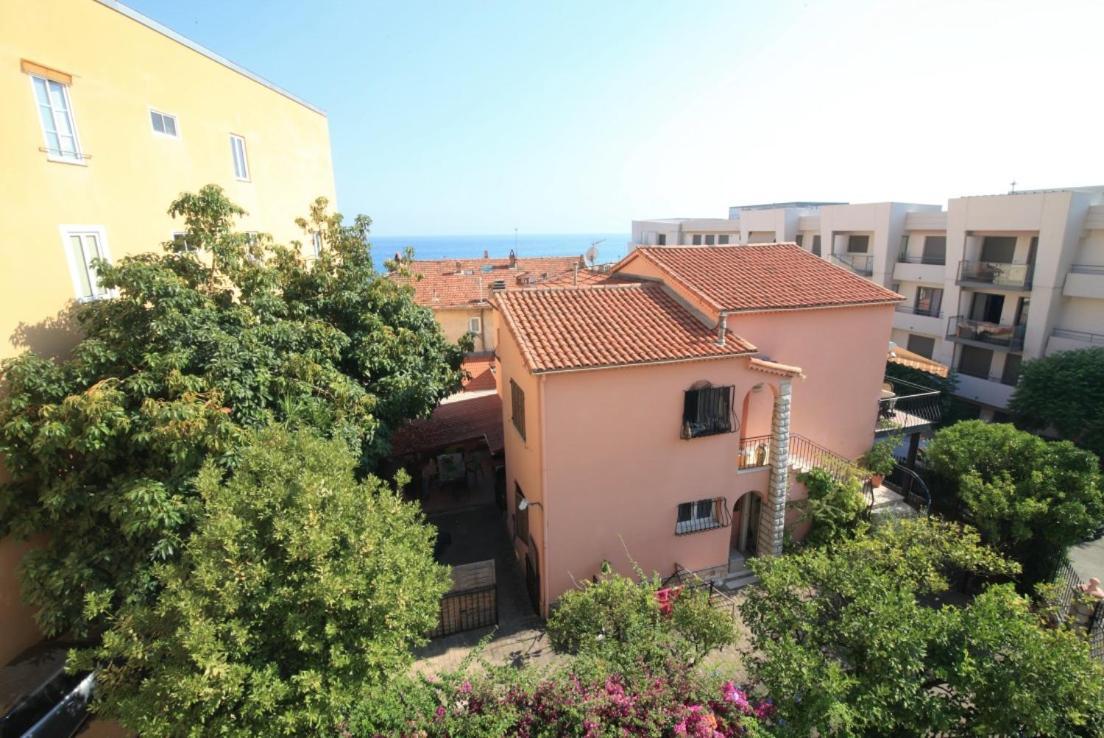 Bel Appartement Lumineux Joyeux Spacieux, Vue Mer Menton Exterior foto