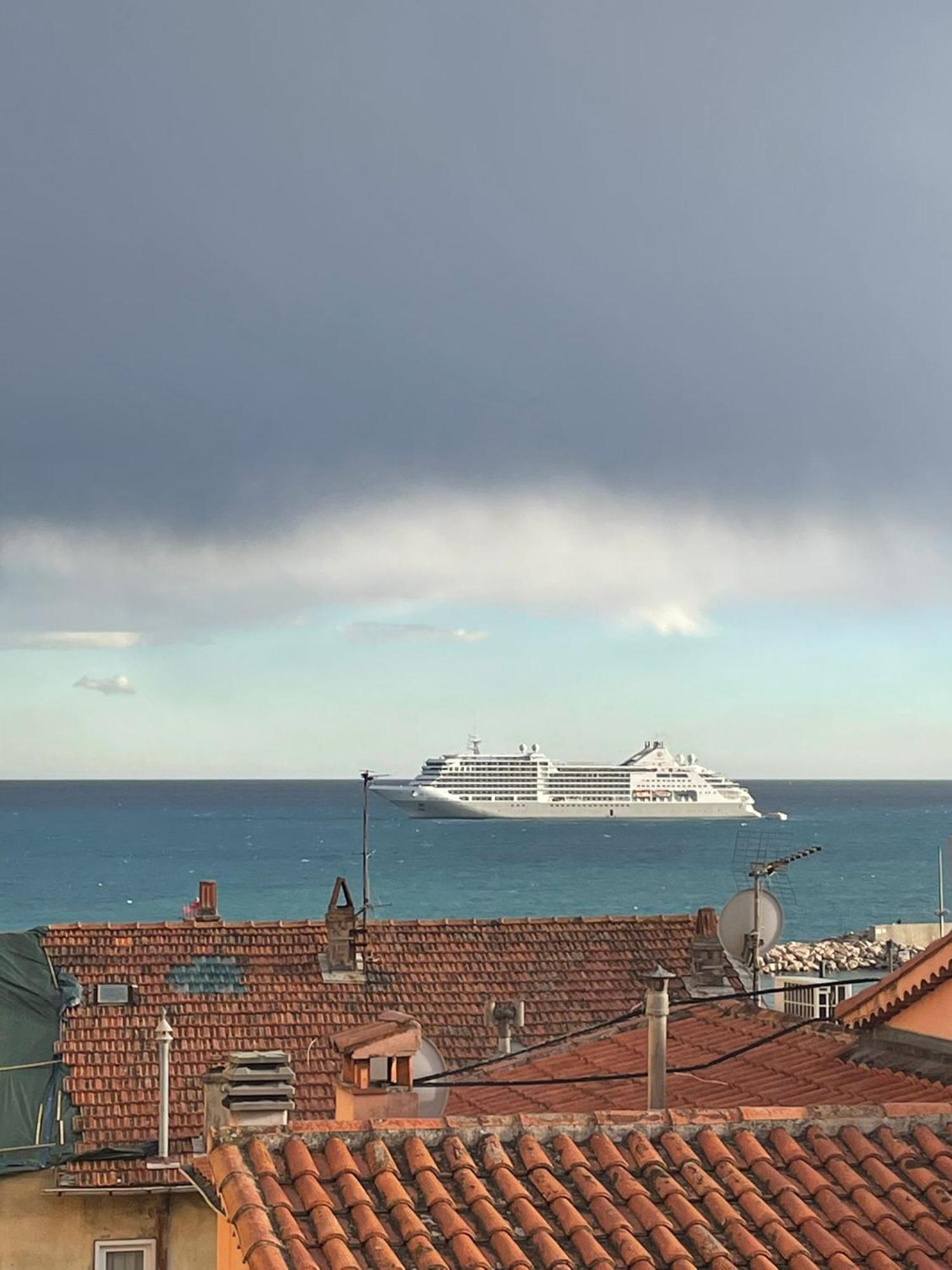 Bel Appartement Lumineux Joyeux Spacieux, Vue Mer Menton Exterior foto